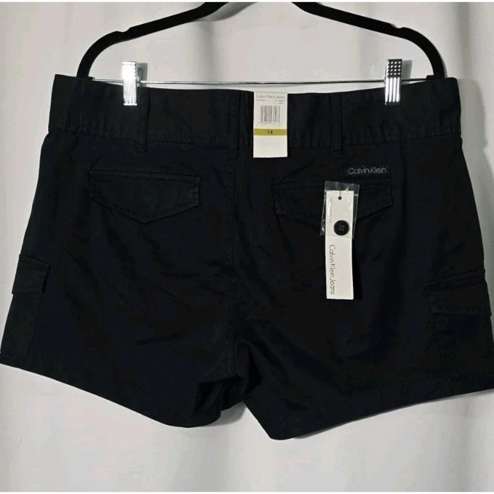 CALVIN KLEIN Jeans CK Black Cargo Shorts Sz 14 NWT‎